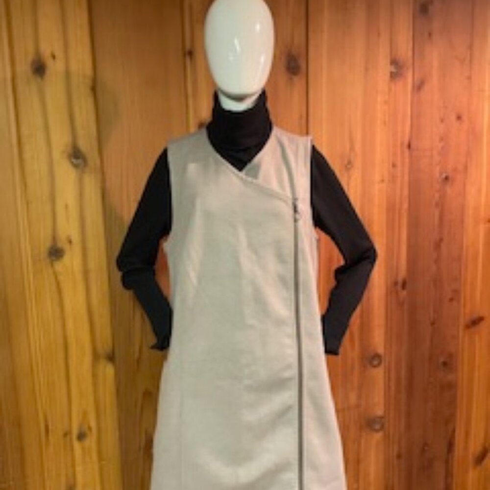 Minimal Asymmetrical Light Gray Sleeveless Dress